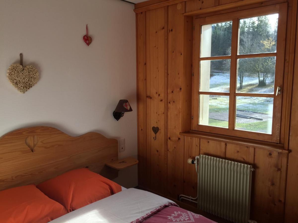 Cottage du Bugnon Lac des Rouges Truites Extérieur photo